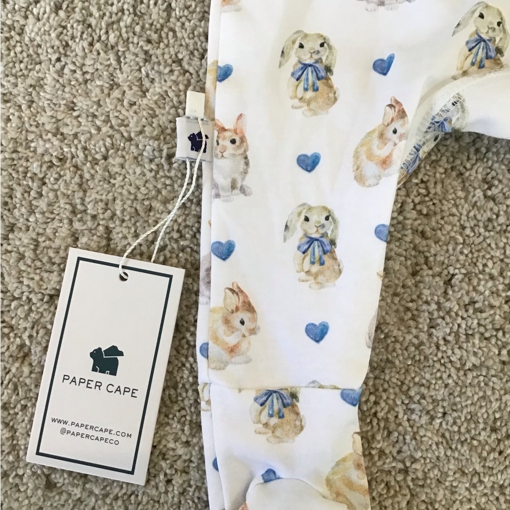 PAPER CAPE Classic Pajama Footie, Bunny & Heart Print | Size 0-3M 🐇💙 - Picture 5 of 9
